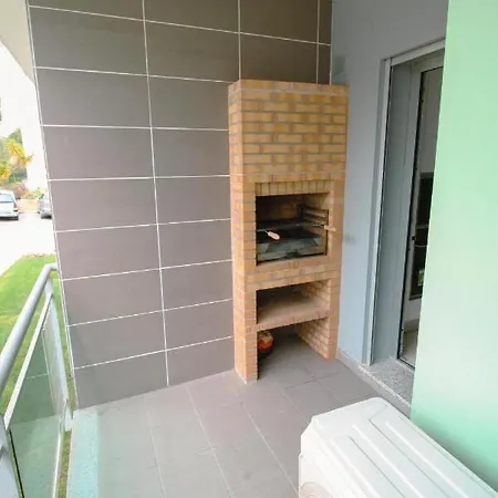 アパート 2 Bed With Roof Pool, Close To Falesia At10 アルブフェイラ