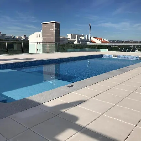 アパート 2 Bed With Roof Pool, Close To Falesia At10 アルブフェイラ